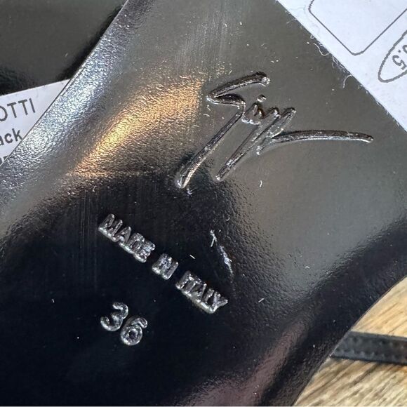 Giuseppe Zanotti Danse Gladiator Flats Black Size 6 Suede Leather $1650 New - Picture 11 of 11